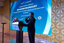 Công nghệ điện toán biết nhận thức hỗ trợ điều trị ung thư