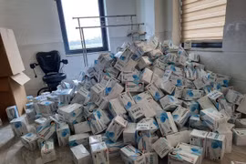 TPHCM: Thu giữ hơn 3 triệu khẩu trang có dấu hiệu đã qua sử dụng