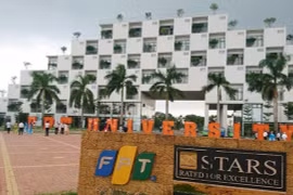 Bộ GD&ĐT đề nghị Trường Đại học FPT không tăng học phí năm học mới