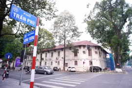 Hà Nội dừng tháo dỡ công trình 61 Trần Phú