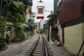 Chống ồn, chống bụi cho nhà gần đường