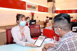 HDBank số hóa quy trình mở tài khoản tại quầy
