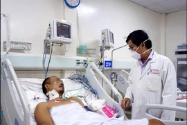 Giảm thân nhiệt cứu bệnh nhân hôn mê, 2 lần ngưng tim vì điện giật