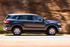 Cách nhận biết xe chạy xăng hay dầu chính xác