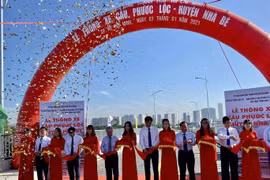 TPHCM: Thông xe cầu Phước Lộc sau 8 năm chờ giải phóng mặt bằng