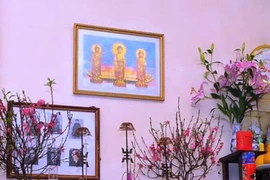 Cách bài trí ban thờ gia tiên trong dịp Tết