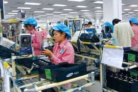 VEPR: Việt Nam cần cẩn trọng với tạm nhập tái xuất