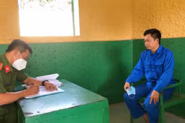 Đối tượng Nguyễn Thiện Nhân tại cơ quan công an.