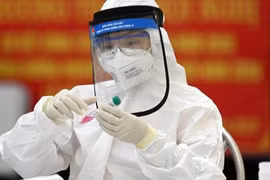 Hà Nội: Cụ ông ở Thổ Quan, Đống Đa trở thành F0 sau khi đi khám vì bị sốt