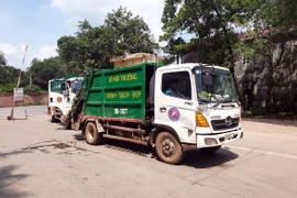 Bãi rác Nam Sơn mở cửa trở lại sau cuộc đối thoại của lãnh đạo Hà Nội