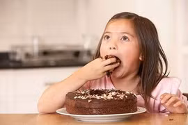  Ăn nhiều đồ ngọt lợi bất cập hại 