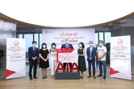 AIA Việt Nam tặng gói hỗ trợ tài chính cho đội ngũ y bác sĩ và nhân viên y tế tuyến đầu chống dịch bệnh Covid-19 