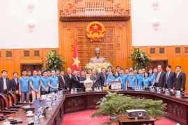 Thủ tướng hy vọng “Rồng Việt Nam bay lượn trên bản đồ công nghệ thế giới.”