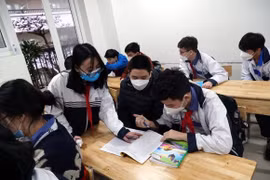 Học sinh tất cả các cấp trở lại trường học trực tiếp trong tháng 2