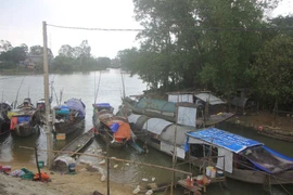 Vạn chài Thủy Phú – nửa thế kỷ mơ được lên bờ