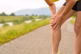 Thoái hóa khớp gối ảnh hưởng đến hàng triệu người trên thế giới. Ảnh minh họa