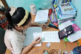 Giảm áp lực, kỳ vọng với trẻ trong mùa dịch