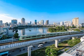 Không được mang “động vật tươi sống có mùi” lên tàu Cát Linh - Hà Đông