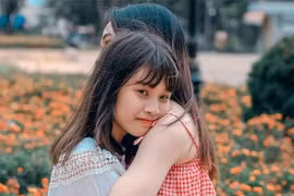 Vì sao con người nên ôm nhau?