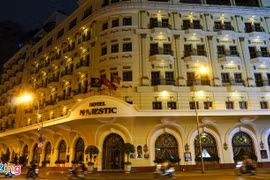 Vé máy bay từ 8.000 đồng, giá tour du lịch giảm đến 70%