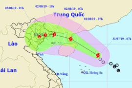 Áp thấp nhiệt đới mạnh thành bão số 3, giật cấp 11 khi đổ bộ