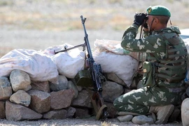 Bùng phát xung đột biên giới Kyrgyzstan và Tajikistan