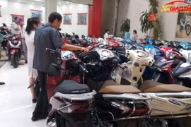 Xe máy ế ẩm, các hãng đua nhau ưu đãi để kích cầu 