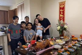 Lộ ảnh người đàn ông được cho là chồng cũ Phi Nhung