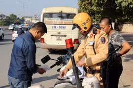 Người dân được nộp phạt vi phạm giao thông qua mạng