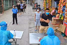 Hà Nội: Nhiều F0 tại Đống Đa được phát hiện qua xét nghiệm sàng lọc