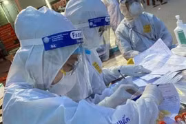 Xúc động thư gửi mẹ của nữ sinh vượt hơn 1.000 km vào tâm dịch