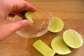 Máy cắt và ép chanh