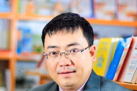 CEO Alpha Books Nguyễn Cảnh Bình: Muốn sách phát triển phải đi bằng “hai chân”