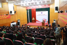 Điều chỉnh chế độ ăn tránh thừa cholesterol gây bệnh tim mạch