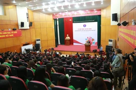 Điều chỉnh chế độ ăn tránh thừa cholesterol gây bệnh tim mạch