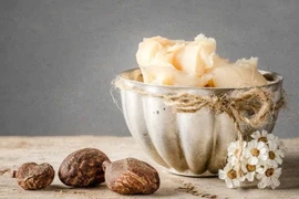 Giảm nếp nhăn với bơ hạt mỡ