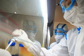 Ca dương tính với SARS-CoV-2 ở Hoàng Mai đã đi mua thuốc ở đường Giải Phóng