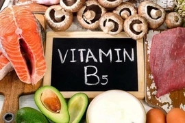 Bổ sung vitamin B5 chống rụng tóc