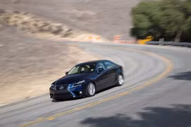 Cách dùng phanh an toàn khi đổ đèo