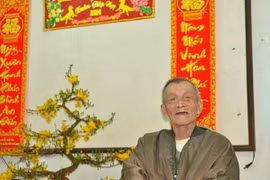 Kỳ 7: 100 tuổi vẫn uống bia, hút thuốc lào