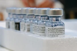 Ai nên tiêm vaccine Covid-19 của Pfizer?