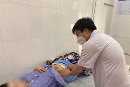 Cứu mẹ con sản phụ bị rau bong non thể ẩn hiếm gặp