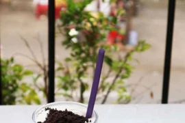 Ống hút từ rau củ