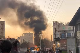 IS tiếp tục tấn công khủng bố Taliban, hàng chục người Afghanistan thiệt mạng