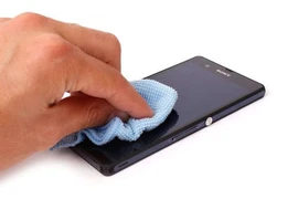Vệ sinh màn hình cảm ứng