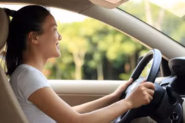 Cách chạy xe số sàn không bị tắt máy cho người mới bắt đầu