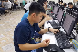 Học sinh Trường THPT chuyên Khoa học Tự nhiên.