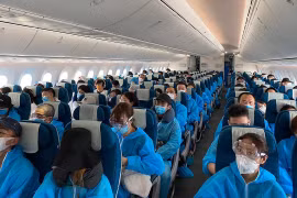 Hàng không Việt lần đầu chở khách đi Trung Quốc sau 5 tháng