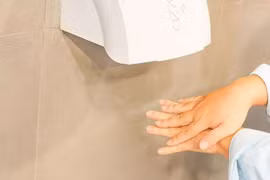 Máy sấy tay không thể phát tán vi khuẩn