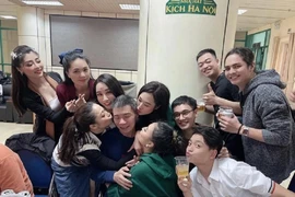 Vợ Công Lý tiết lộ chồng bật khóc đọc tin Táo Quân